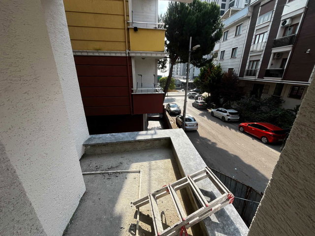 PENDİK AYDINLI YOLU CADDESİNDE SATILIK 3+1 DAİRE
