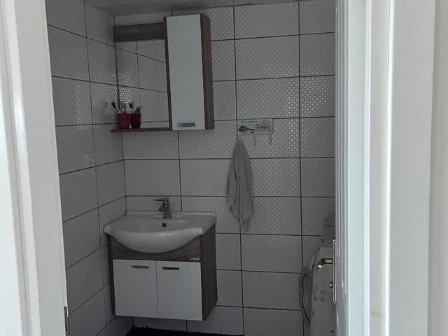 KARABURUN İSKELE’DE EŞYALI 2+1 FULL DENİZ MANZARASINA SAHİP KİRALIK DAİRE |