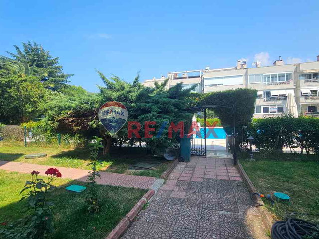 MALTEPE YALI MAHALLESİ KASTEL DRAGOS SAHIL SITESINDE SATILIK 3+1 DAIRE