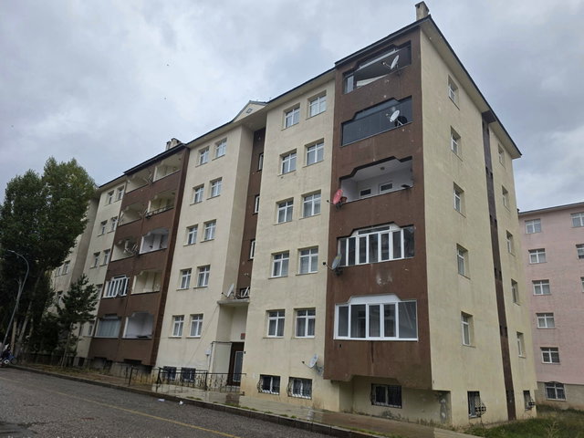 REMAX İLKE'DEN ŞÜKRÜPAŞA'DA 3+1 KİRALIK DAİRE