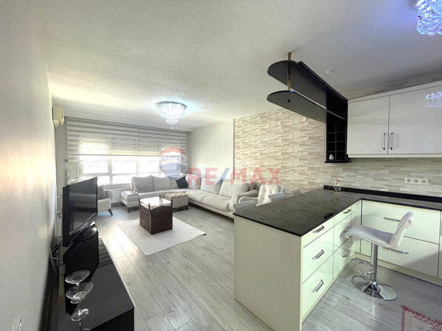 KARŞIYAKA MAVİŞEHİR PAMUKKALE SİTESİ MODERN EŞYALI KİRALIK GENİŞ 1+1 DAİRE