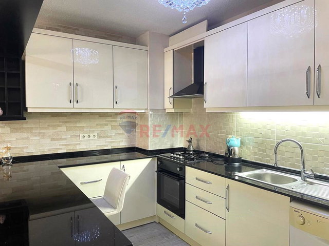 KARŞIYAKA MAVİŞEHİR PAMUKKALE SİTESİ MODERN EŞYALI KİRALIK GENİŞ 1+1 DAİRE