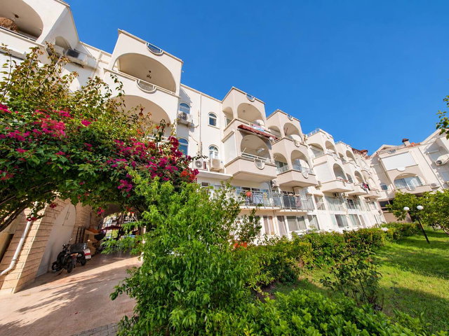 KEMER KERVANSARAY SİTESİNDE SATILIK 4+1 DUBLEKS