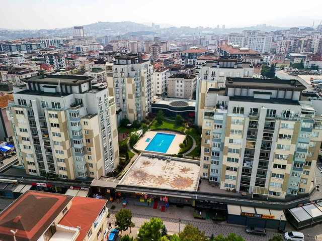 ÇEKMEKÖY TAŞDELEN IVORY SİTESİ KONFORLU VE FERAH 1+1