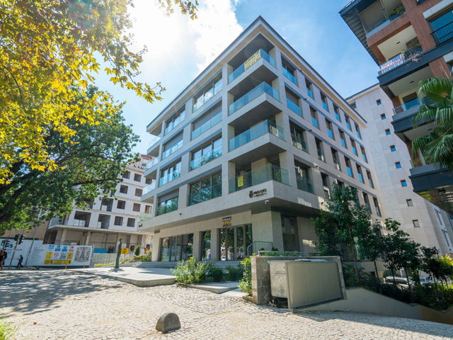 BAĞDAT CADDESİN’DE İŞYERİNE KİRALIK LÜKS DAİRE