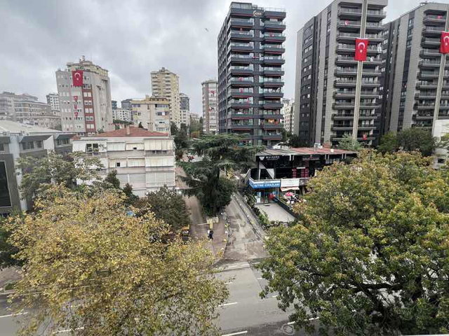 BAĞDAT CADDESİN’DE İŞYERİNE KİRALIK LÜKS DAİRE