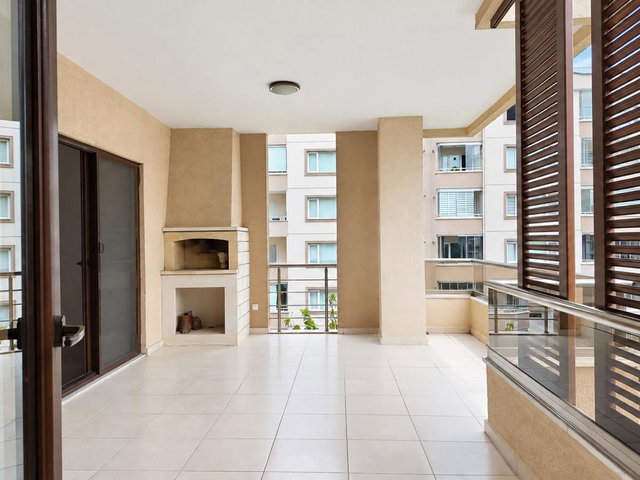 REMAX ADVANTAGE'DEN 29 EKİM KUMOVA KUZEYDE 3+1 KİRALIK DAİRE