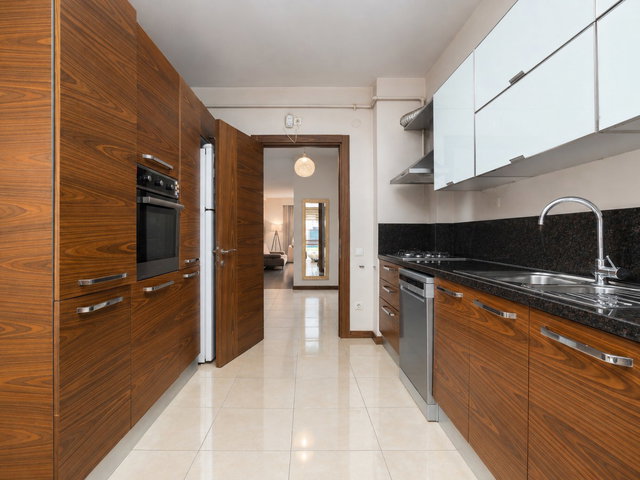 REMAX ADVANTAGE'DEN 29 EKİM KUMOVA KUZEYDE 3+1 KİRALIK DAİRE