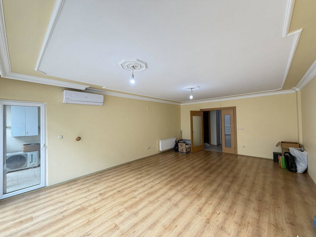 PENDİK KURTKÖY RECEPAĞA KONAKLARI'NDA SATILIK 3+1 DAİRE 145 M²