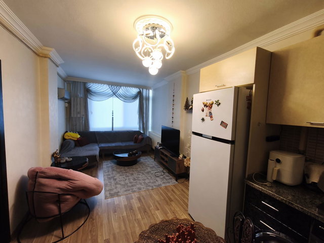 REMAX TOROS'TAN MEZİTLİ'DE DENİZE SIFIR MUHTEŞEM KONUMDA 1+1