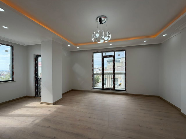 ARNAVUTKÖY MUSTAFA KEMAL PAŞA 2+1 SATILIK DAİRE