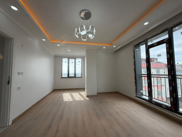 ARNAVUTKÖY MUSTAFA KEMAL PAŞA 2+1 SATILIK DAİRE