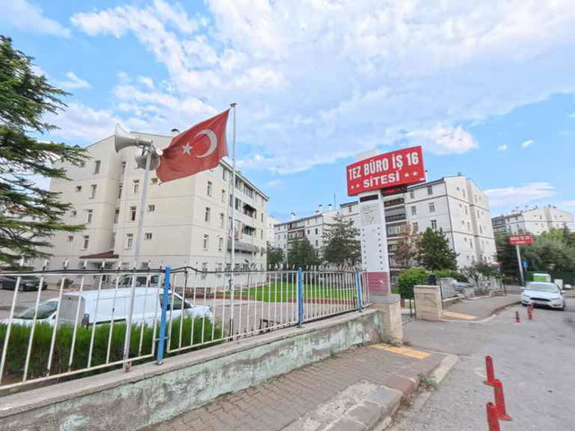 ANKARA YENİMAHALLE’DE SİTE İÇİNDE 2+1 | YÜKSEK GİRİŞ | BALKONLU | MERKEZİ ISITMALI