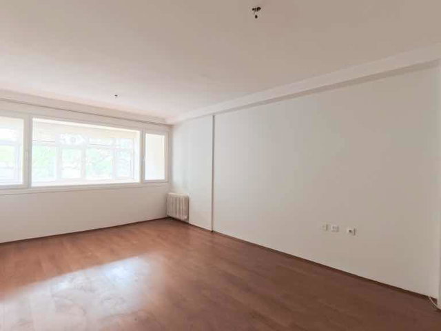 ANKARA YENİMAHALLE’DE SİTE İÇİNDE 2+1 | YÜKSEK GİRİŞ | BALKONLU | MERKEZİ ISITMALI
