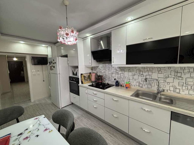 ETİMESGUT’TA 170 M² BRÜT 4+1 | 2. KAT | 2 BANYO 3 WC | BALKONLU GENİŞ DAİRE
