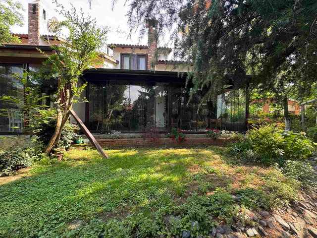 SAPANCA MNG ARCADIA SİTESİNDE KİRALIK EŞYALI VE MOBİLYALI VİLLA