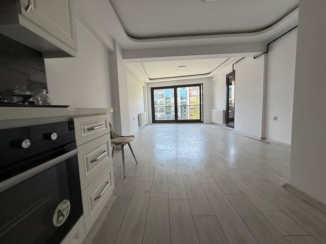 218 KARŞIYAKA ANADOLU CADDESİ ÜZERİNDE 3+1 DUBLEX KİRALIK DAİRE