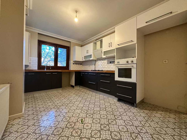 REMAX MASA ÜSKÜDAR BURHANİYE DUBLEKS 3+1 KİRALIK DAİRE