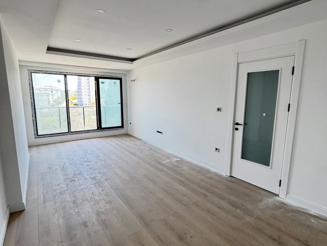 KAĞITHANE HAMİDİYE MAH. İSTOVA GREEN SİTESİNDE ARA KAT SATILIK 2+1 DAİRE