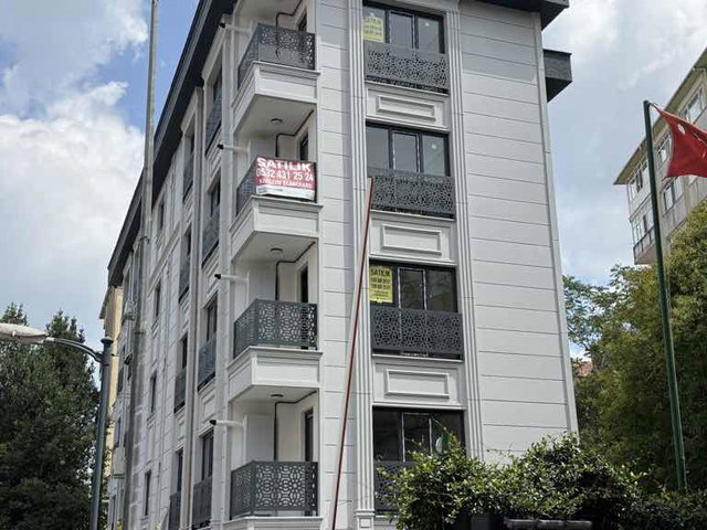 ŞİŞLİ MECİDİYEKÖY MERKEZDE SIFIR BİNADA SATILIK 2+1 DAİRE OTOPARKLI METRO:3 DK