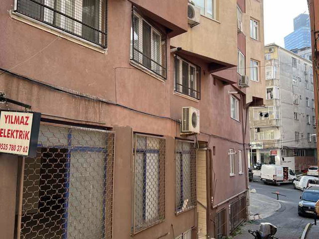 ŞİŞLİ  MECİDİYEKÖY MERKEZDE SATILIK 3+1