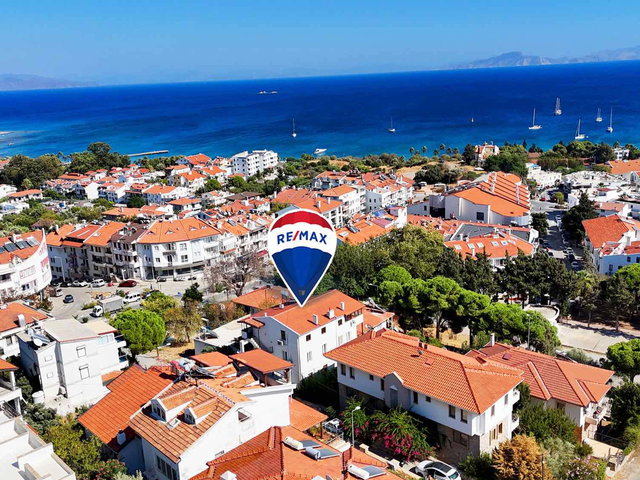 DATÇA MERKEZDE DÖNEMSEL KİRALIK 1+1 FULL PANORAMİK DENİZ MANZARALI VE EŞYALI DAİRE