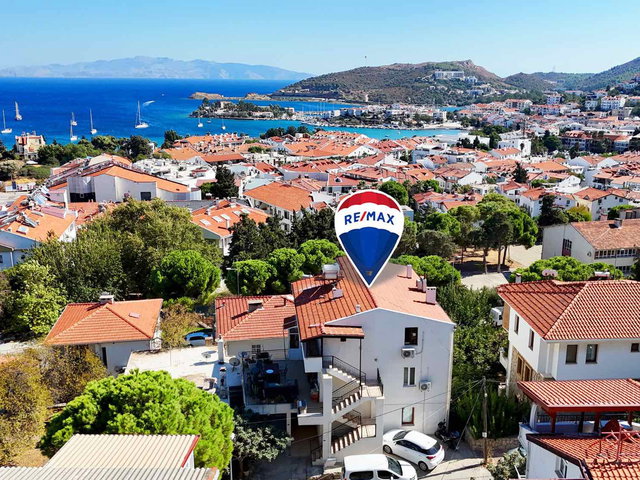 DATÇA MERKEZDE DÖNEMSEL KİRALIK 1+1 FULL PANORAMİK DENİZ MANZARALI VE EŞYALI DAİRE