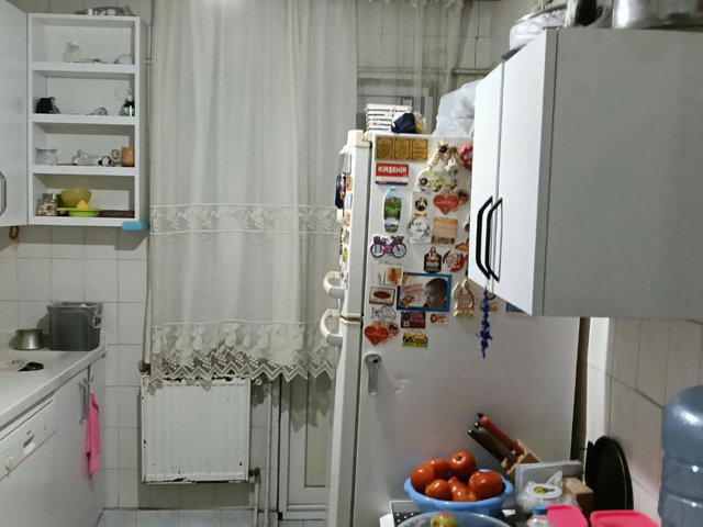 SAİMEKADIN GÖMÜ SOKAK'TA MERKEZİ KONUMDA SATILIK 3+1 DAİRE