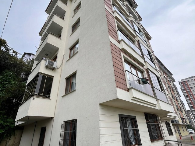 RE/MAX ORİON'DAN CAMİÖNÜ MAHALLESİNDE SATILIK 3+1 DAİRE