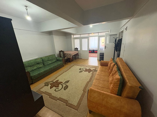 REMAX İLKE'DEN ŞEHİR MERKEZİ'NDE 2+1 KİRALIK EŞYALI DAİRE