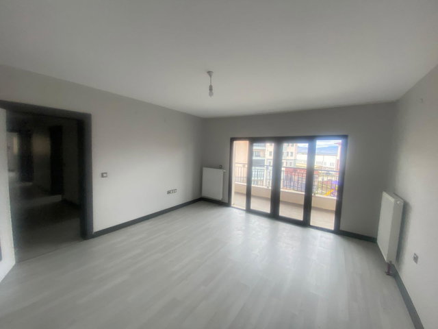 REMAX İLKE'DEN GEZ KÖY TOKİ'DE 3+1 SATILIK BORÇLU DAİRE