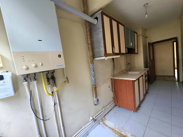 SANCAKTEPE VEYSEL KARANİ MH. 2+1 SATILIK DAİRE