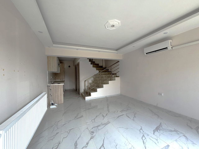MENEMEN'DE SATILIK 2,5+1 BAHÇE DUBLEX DAİRE