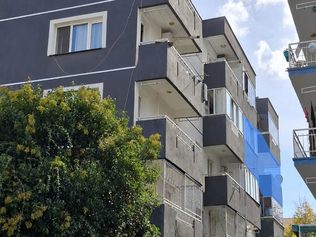 BUCA MENDERES MAHALLESİ’NDE MERKEZİ KONUMDA SATILIK 3+1 DAİRE