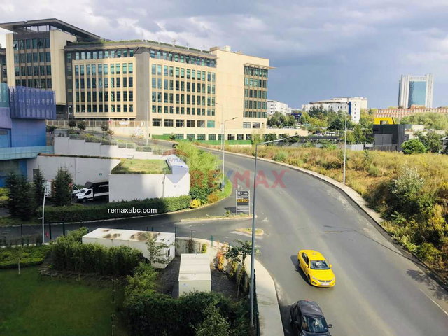 FIRSAT SATILIK MASLAK 1453 BÜYÜK TİP STÜDYO İÇİ BÖLÜMLENDİRİLMİŞ 87M2 SARIYER