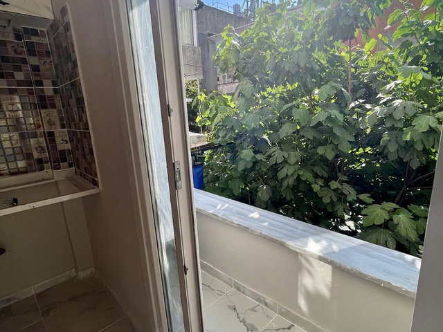ÜSKÜDAR ZEYNEP KAMİL MAHALLESİ’NDE KİRALIK 1+1 DAİRE