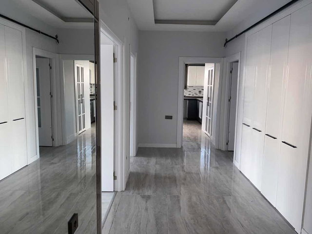 ÇİFTLİK CADDESİ’NDE SİTE İÇERİSİNDE KİRALIK 3+1 DAİRE