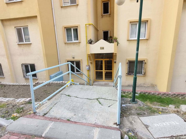 MENEMEN ASARLIK TOKİ 2.ETAPTA ÖNÜ AÇIK,ÇİFT CERPHELİ SATILIK 2+1