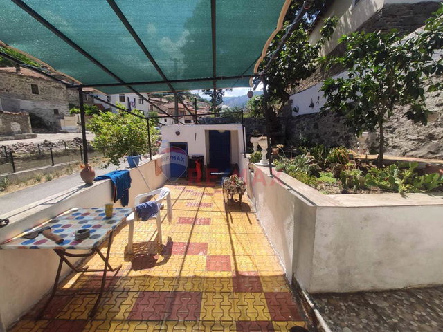 BALIKESIR BURHANIYE SÜBEYLIDERE KÖY EVI