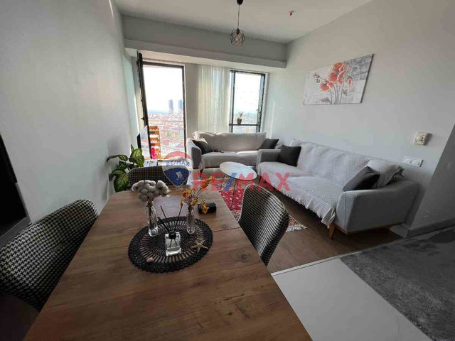 DAIRE KARTAL PANORAMIK ADALAR DENIZ MANZARALI SATILIK 2+1 DAIRE