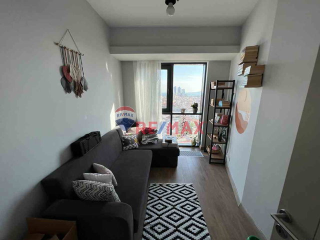 DAIRE KARTAL PANORAMIK ADALAR DENIZ MANZARALI SATILIK 2+1 DAIRE