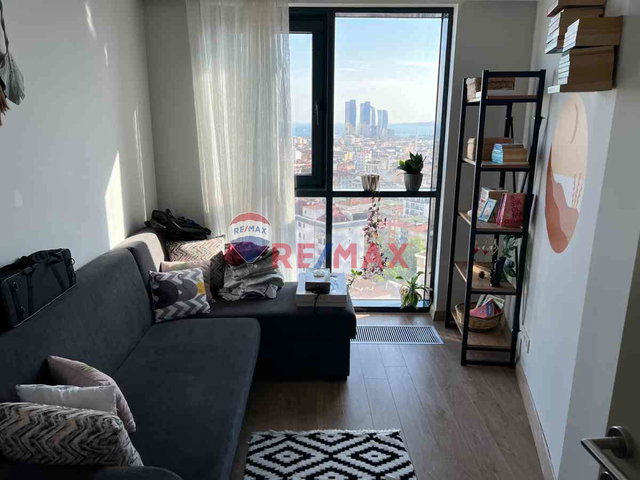 DAIRE KARTAL PANORAMIK ADALAR DENIZ MANZARALI SATILIK 2+1 DAIRE