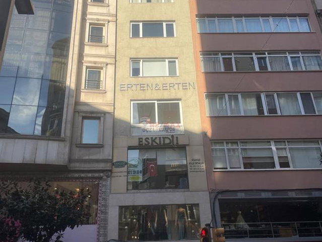 RUMELİ CADDESİ ÜZERİ KIYMETLİ SATILIK DAİRE