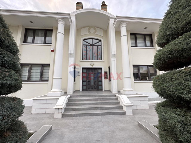 BEYTEPE BEYLER CADDESİNE YAKIN TAM MÜSTAKİL,HAVUZLU 7+2 SATILIK VİLLA