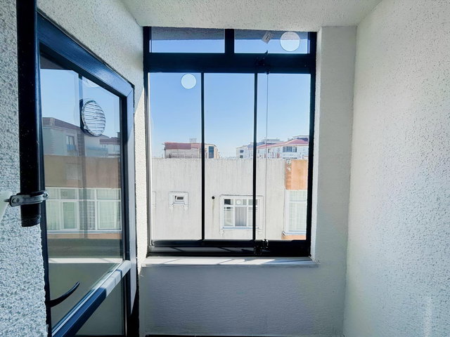 FA ÖZBİR'DEN ÇERKEZKÖY İSTASYONDA CAM BALKONLU MODERN 1+1 DAİRE