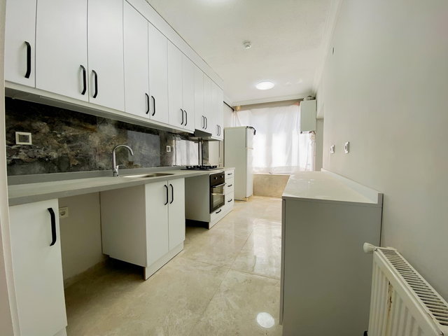 TOKİDE İÇİ YENİLENMİŞ, KOMBİLİ, AYRI MUTFAKLI, MODERN 2+1