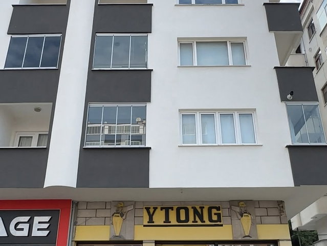 Trabzon Karşiyaka Tanjant Yolu Üzerinde Satılık Daire