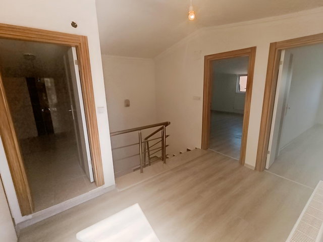 AKGÜL YATIRIMDAN CİFT GİRİŞLİ 4+1 DUPLEKS