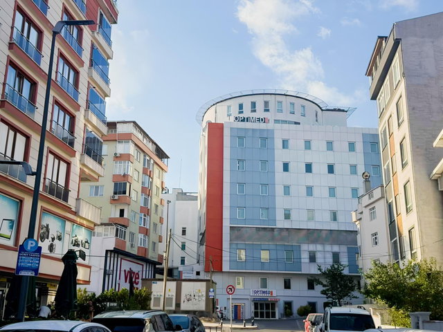 UFUKATASEVER GAYRİMENKULDEN MERKEZİ KONUMDA SATILIK 3+1 DAİRE