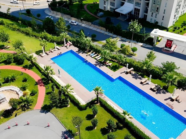 ATAŞEHİR TOWERLAND 3381 BLOKTA BOŞ HEMEN TESLİM TERASLI 3+1